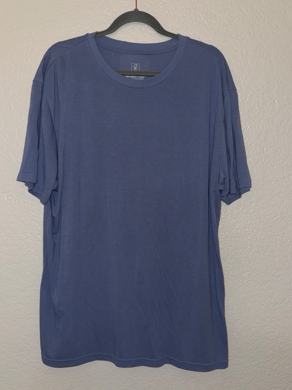 BAMBOO Short Sleeve Crewneck T-Shirt in Navy